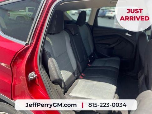 Used 2016 Ford Escape SE w/ SE Cold Weather Package FWD image 12