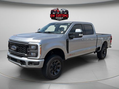 Used 2023 Ford F250 Lariat w/ Lariat Ultimate Package AWD/4WD image 3