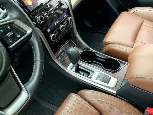 Used 2022 Subaru Ascent Touring w/ Popular Package #2A AWD/4WD image 16