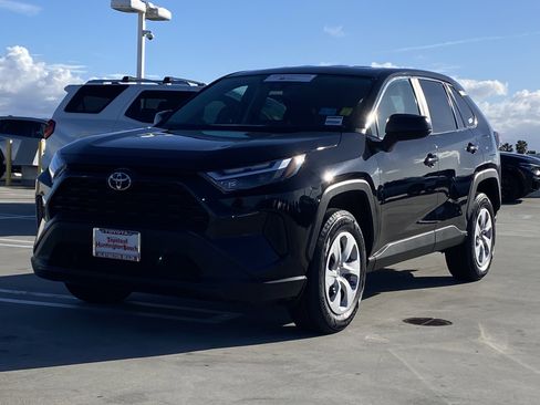 Certified 2024 Toyota RAV4 LE image 6