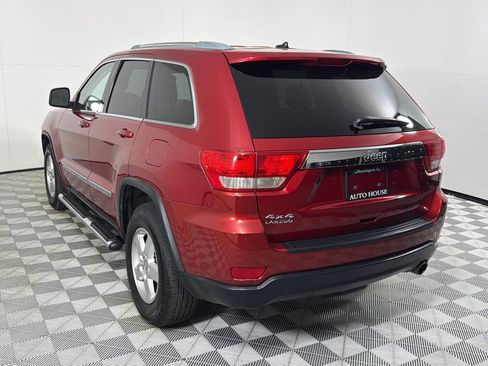 Used 2011 Jeep Grand Cherokee Laredo w/ Mopar Chrome Edition Group AWD/4WD image 7