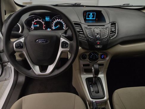 Used 2017 Ford Fiesta SE image 22