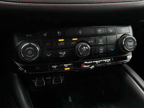 Used 2026 Dodge Durango GT AWD/4WD image 14