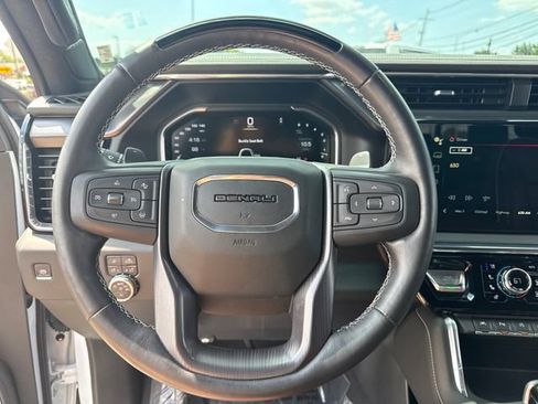 Used 2026 GMC Sierra 1500 Denali Ultimate AWD/4WD image 16