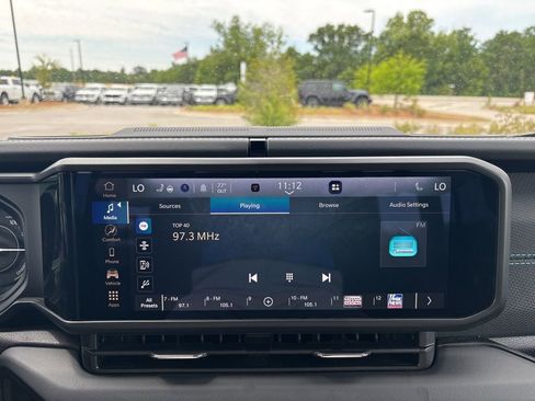 Certified 2025 Jeep Wrangler Unlimited Rubicon 4xe w/ Convenience Group AWD/4WD image 33