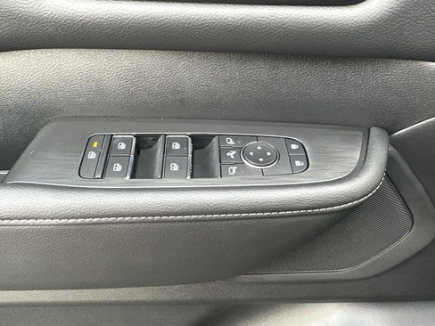 New 2026 Nissan Armada SL w/ Captain's Chari Seat Package image 23