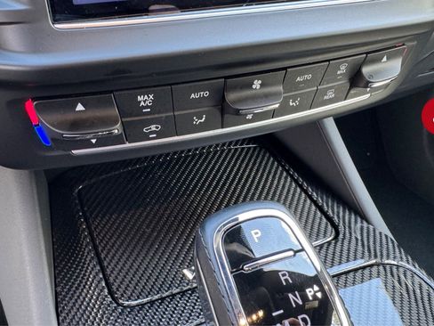 Used 2024 Maserati Levante Modena Ultima image 16