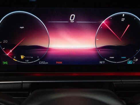 New 2026 Mercedes-Benz GLE 580 4MATIC image 26