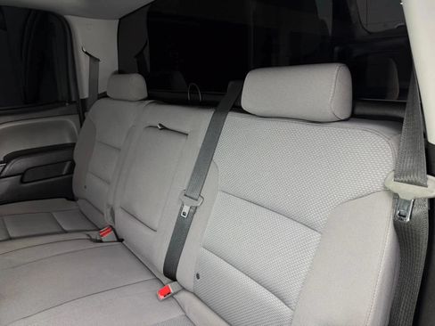 Used 2018 Chevrolet Silverado 1500 Custom w/ Custom Convenience Package RWD image 16