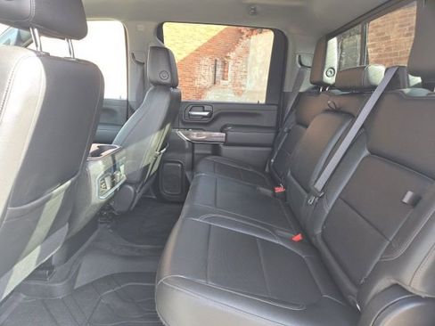 Used 2022 Chevrolet Silverado 3500 LTZ w/ LTZ Texas Edition image 15