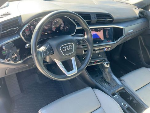Used 2021 Audi Q3 2.0T Premium Plus image 4