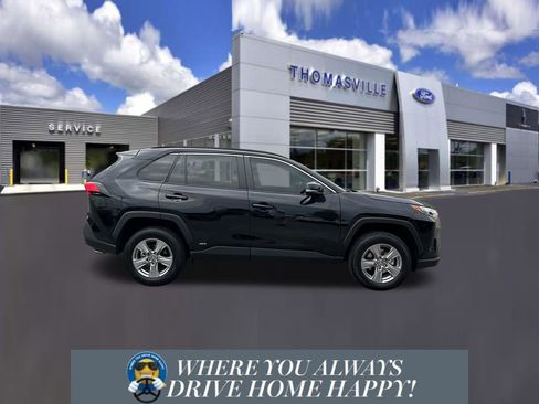 Used 2024 Toyota RAV4 LE AWD/4WD image 2