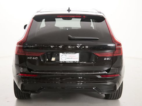 Used 2026 Volvo XC60 B5 Plus AWD/4WD image 8
