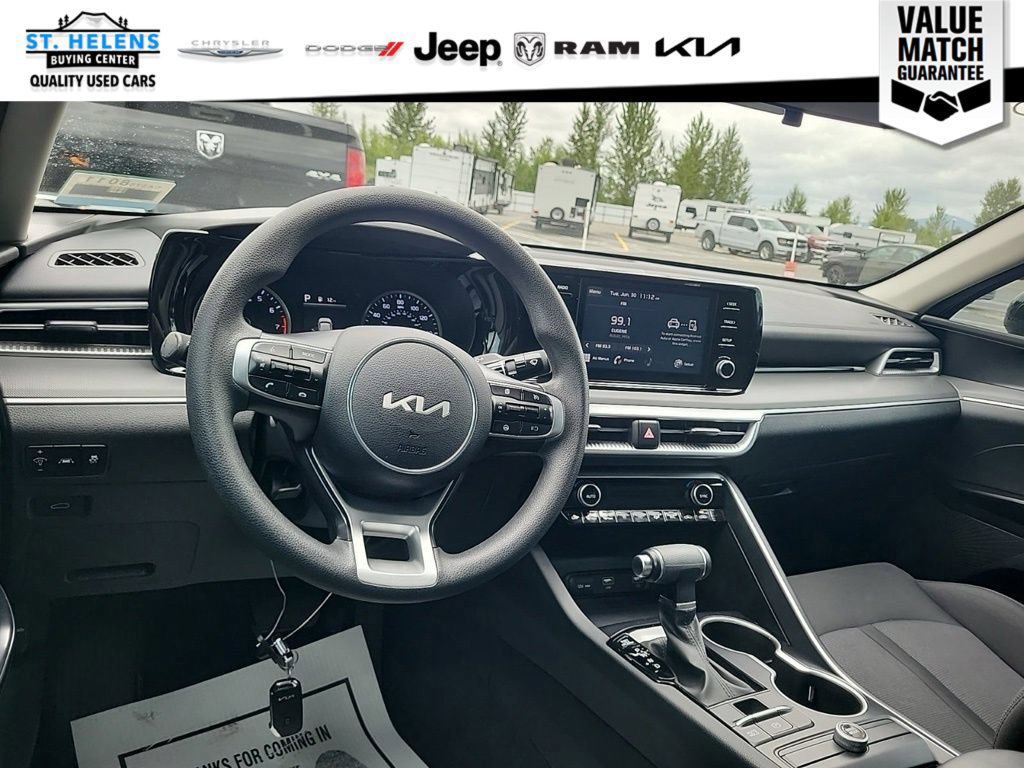 Used 2022 Kia K5 LXS FWD image 9