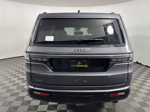 New 2026 Jeep Grand Wagoneer Limited AWD/4WD image 7