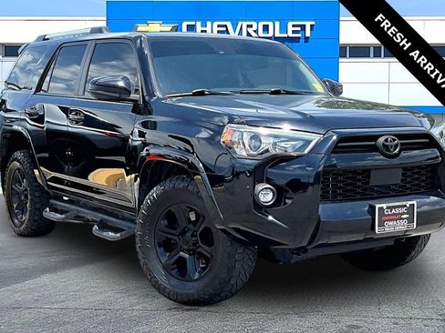 Used 2021 Toyota 4Runner SR5 RWD image 1