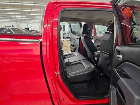 Used 2019 Chevrolet Colorado Z71 AWD/4WD image 32