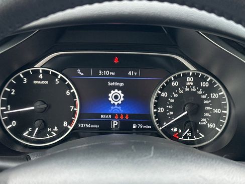 Used 2023 Nissan Murano SV image 28