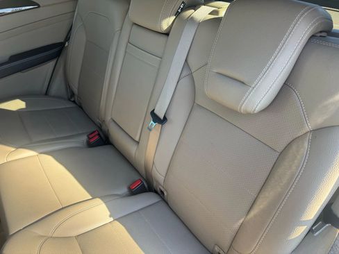 Used 2014 Mercedes-Benz ML 350 ML 350 Sport Utility 4D image 22