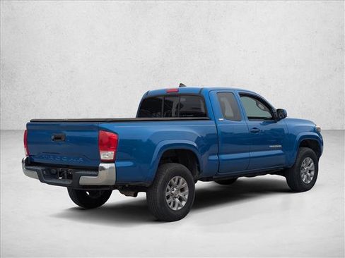 Used 2016 Toyota Tacoma SR5 image 5