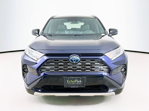 Used 2020 Toyota RAV4 XSE image 2