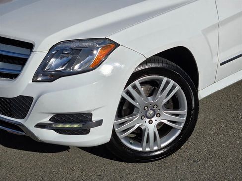 Used 2013 Mercedes-Benz GLK 350 2WD image 9