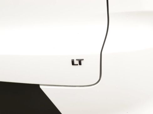 Used 2023 Chevrolet TrailBlazer LT AWD/4WD image 32