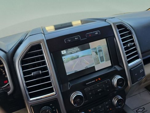 Used 2016 Ford F150 Lariat w/ Equipment Group 502A Luxury image 19