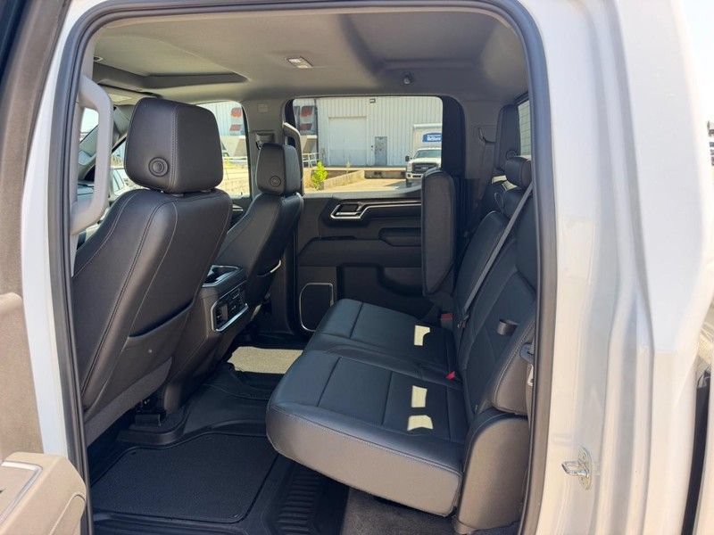 Used 2022 Chevrolet Silverado 1500 LTZ w/ Technology Package AWD/4WD image 7