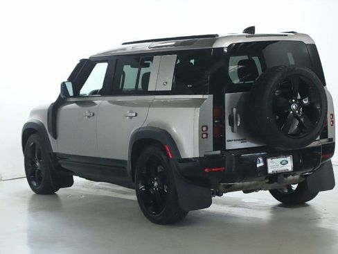 Used 2022 Land Rover Defender 110 X-Dynamic HSE AWD/4WD image 5