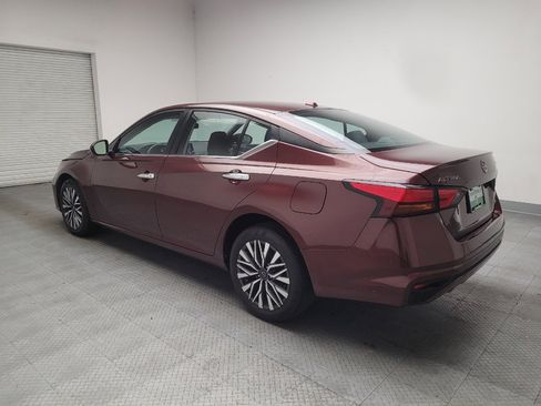 Used 2023 Nissan Altima 2.5 SV AWD/4WD image 3