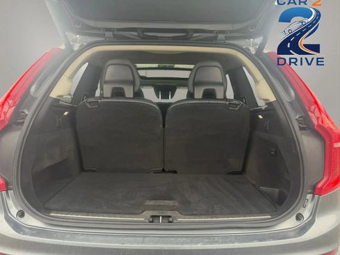 Used 2019 Volvo XC90 T5 Momentum w/ Multimedia Package AWD/4WD image 19
