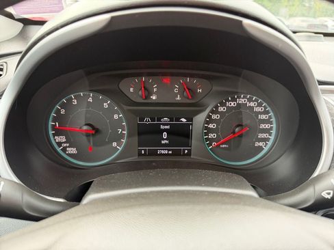 Used 2024 Chevrolet Malibu LT FWD image 14