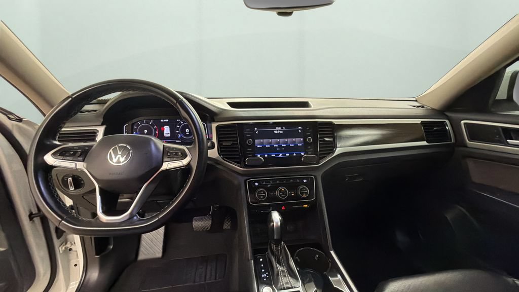 Used 2023 Volkswagen Atlas SE w/ Panoramic Sunroof Package FWD image 10