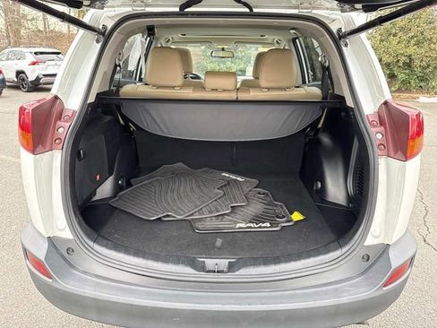 Used 2014 Toyota RAV4 Limited image 12