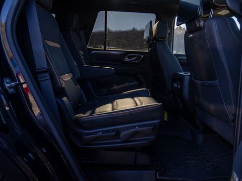 Used 2021 GMC Yukon AT4 w/ AT4 Premium Package image 18