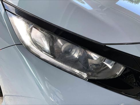 Used 2020 Honda Civic Sport image 27