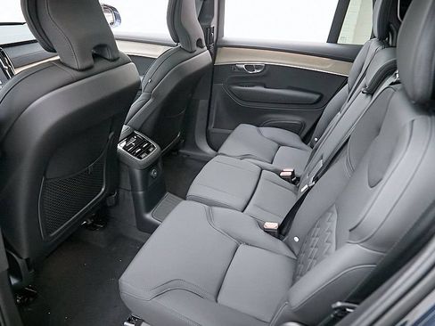New 2026 Volvo XC90 T8 Plus w/ Protection Package AWD/4WD image 22
