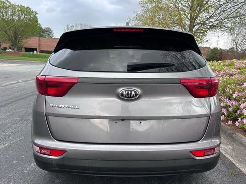 Used 2017 Kia Sportage LX image 4