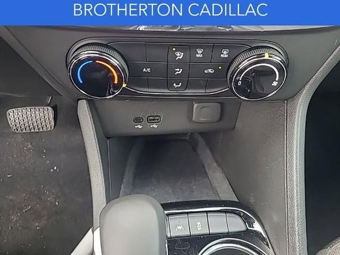 Certified 2025 Buick Encore GX Preferred image 16