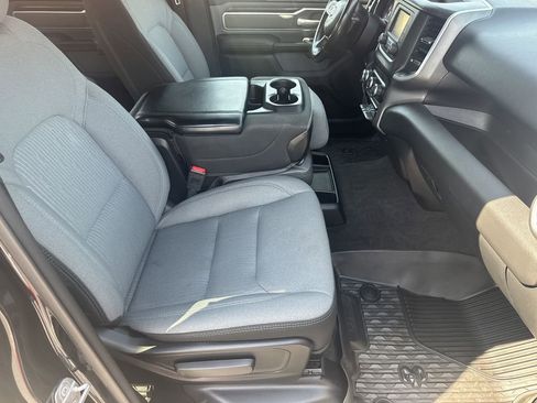 Used 2022 RAM 1500 Big Horn AWD/4WD image 10