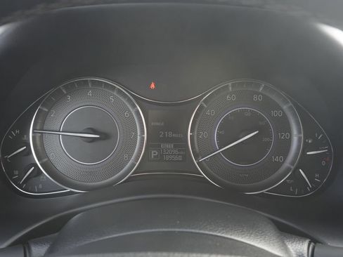 Used 2018 INFINITI QX80 4WD w/ Driver Assistance Package image 11