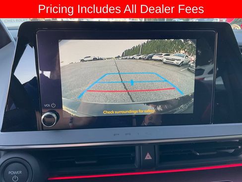 Used 2025 Toyota Prius Plug-In Hybrid FWD image 14