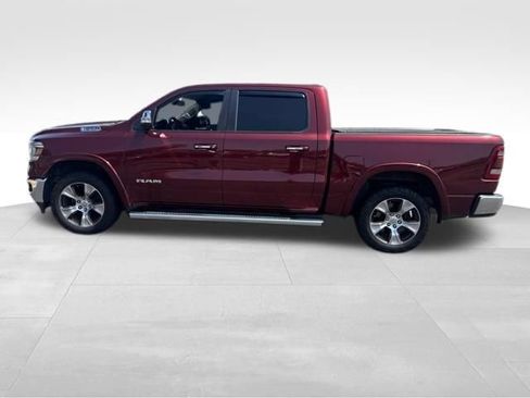 Used 2019 RAM 1500 Laramie AWD/4WD image 12