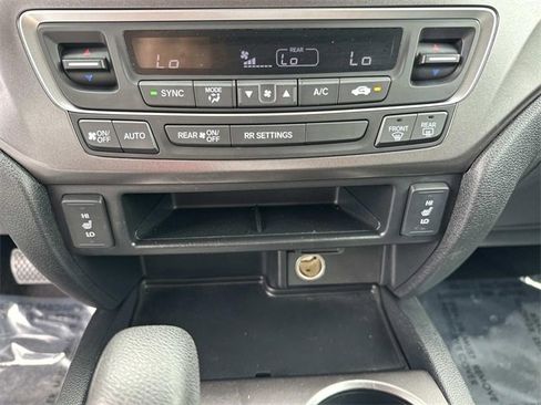 Certified 2017 Honda Ridgeline RTL image 27