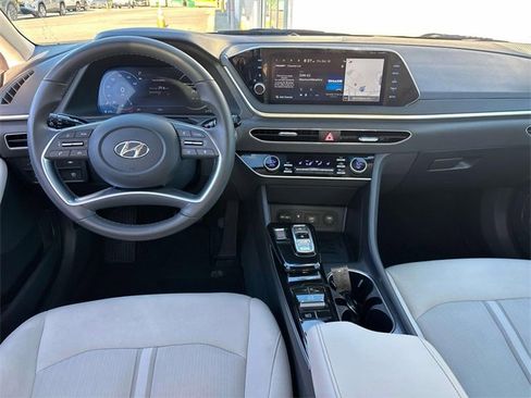 Used 2023 Hyundai Sonata SEL w/ Convenience Package image 11