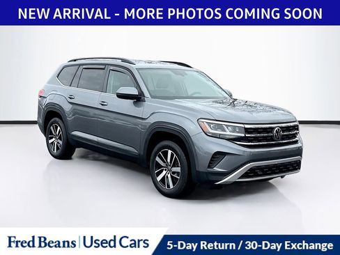 Used 2021 Volkswagen Atlas SE image 1
