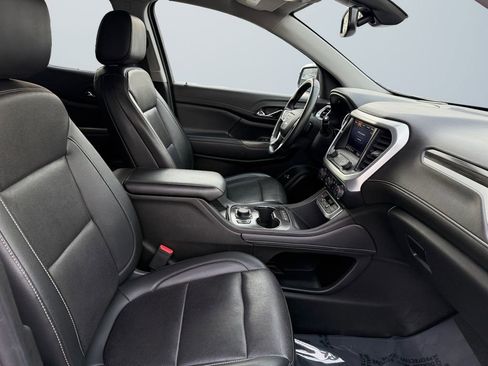 Used 2023 GMC Acadia SLT image 15