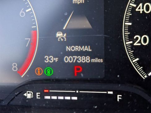 Used 2025 Honda Civic Sport image 13