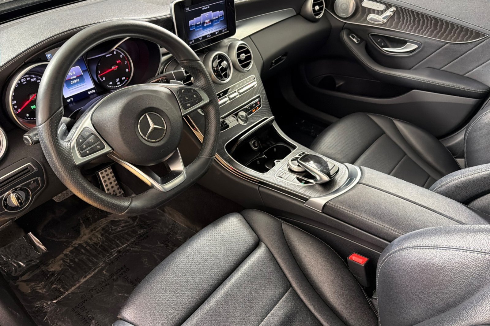 Used 2016 Mercedes-Benz C 300 Sedan image 9